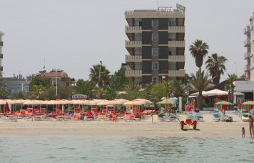 L'hotel con piscina